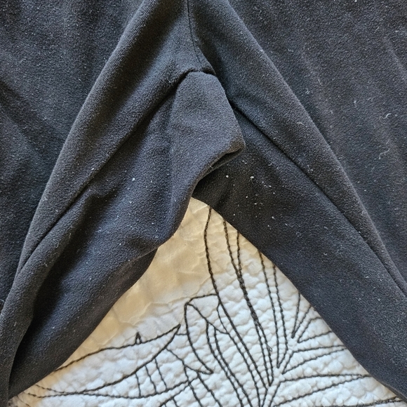 VGUC Athleta Salutation Jogger in Powervita Small Black - Picture 8 of 14